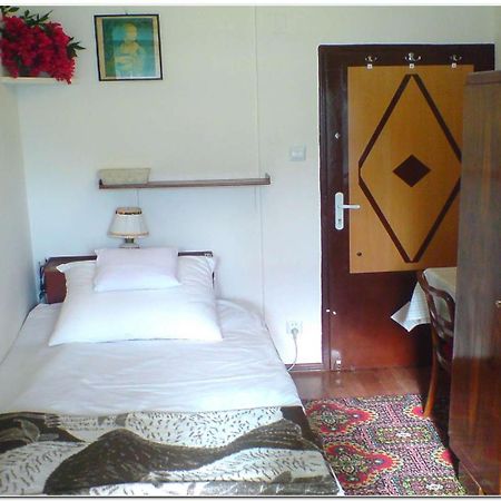 Room For You Warsaw Luaran gambar