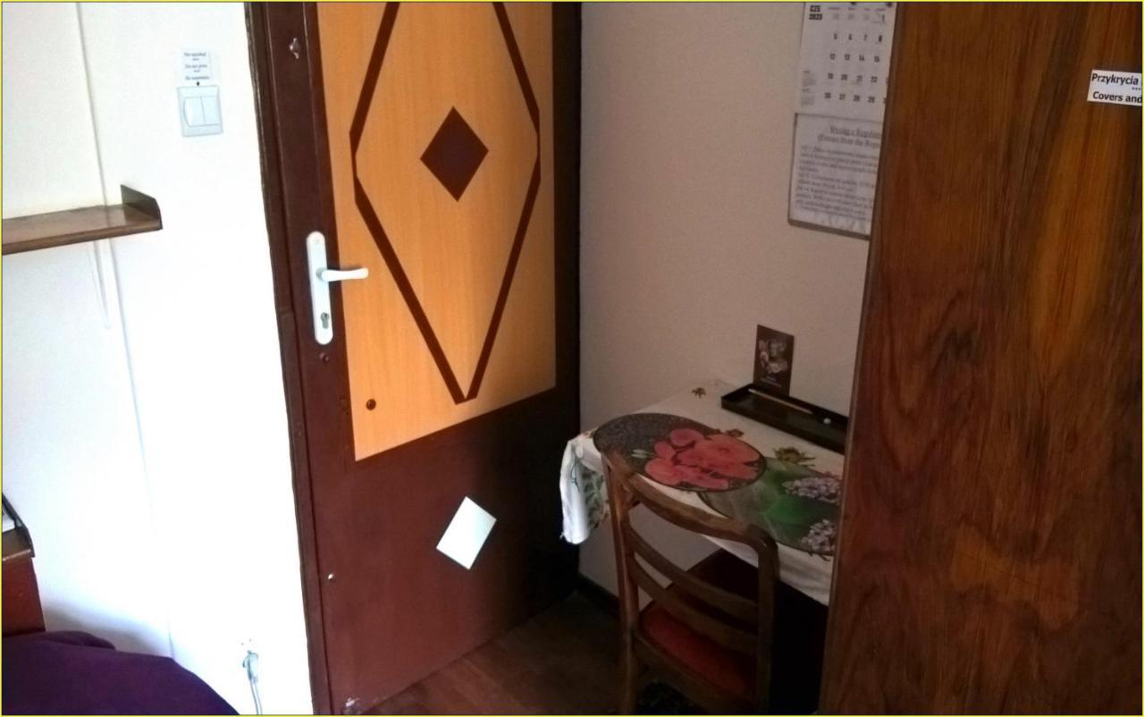 Room For You Warsaw Luaran gambar