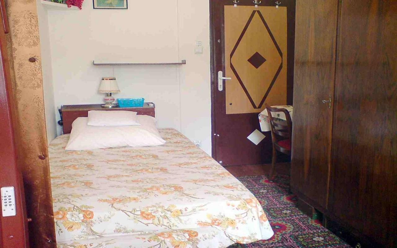 Room For You Warsaw Luaran gambar