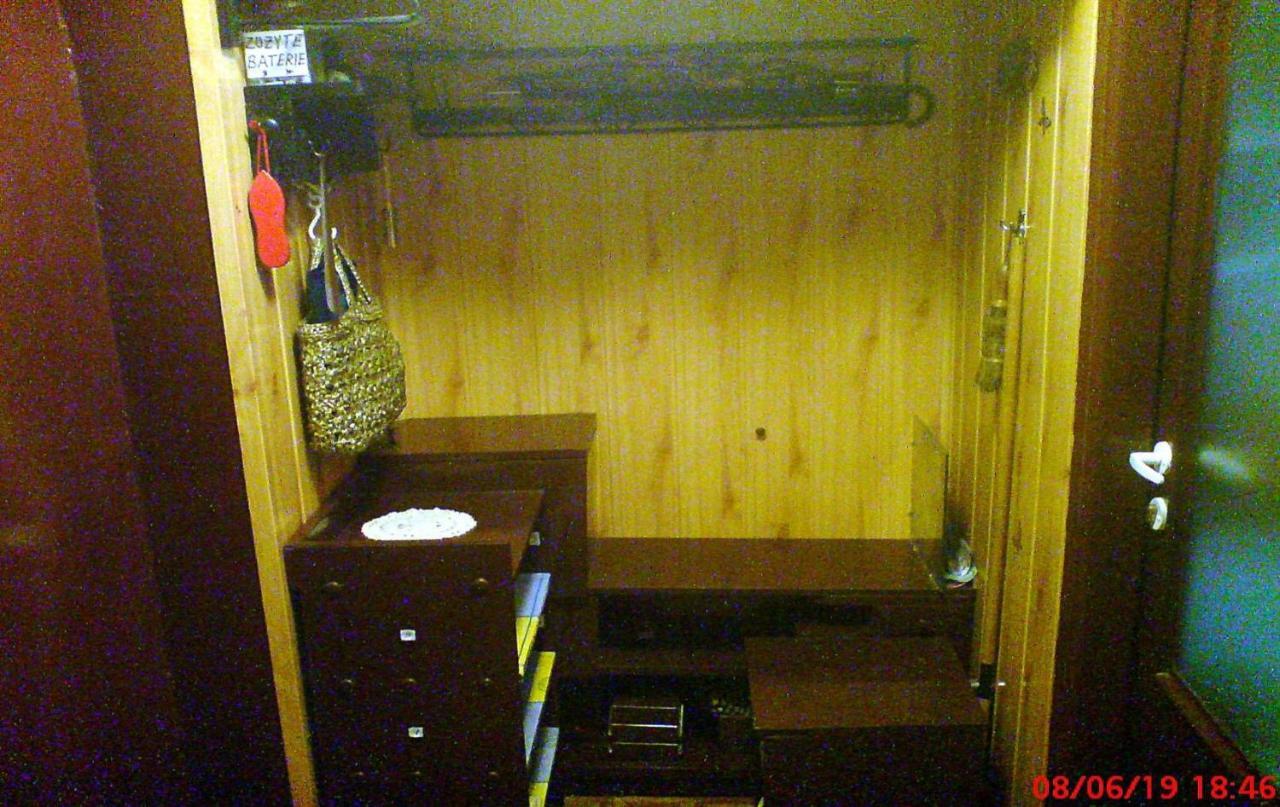 Room For You Warsaw Luaran gambar